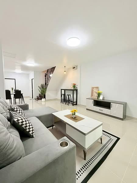 บ้านสวย 3 ห้องนอน หมู่บ้านนันทนา การ์เด้นท์ 2 ท่าอิฐ รัตนาธิเบศร์ รีโนเวทใหม่ ใกล้ MRT บางรักน้อย, Nonthaburi, รัตนาธิเบศร์, Bang Rak Noi, Muang Nonthaburi, Nonthaburi, 3 Bedrooms, 120 sqm, Townhouse For Sale, by บุษบากร (เจี๊ยบ), 500420862 - DDproperty.com