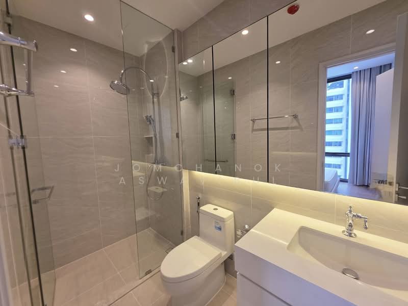 Muniq Langsuan, Bangkok, Soi Tonson, Lumphini, Pathum Wan, Bangkok, 2 Bedrooms, 86 sqm, Condo For Rent, by Jomchanok Aswavibul, 500420920 - DDproperty.com