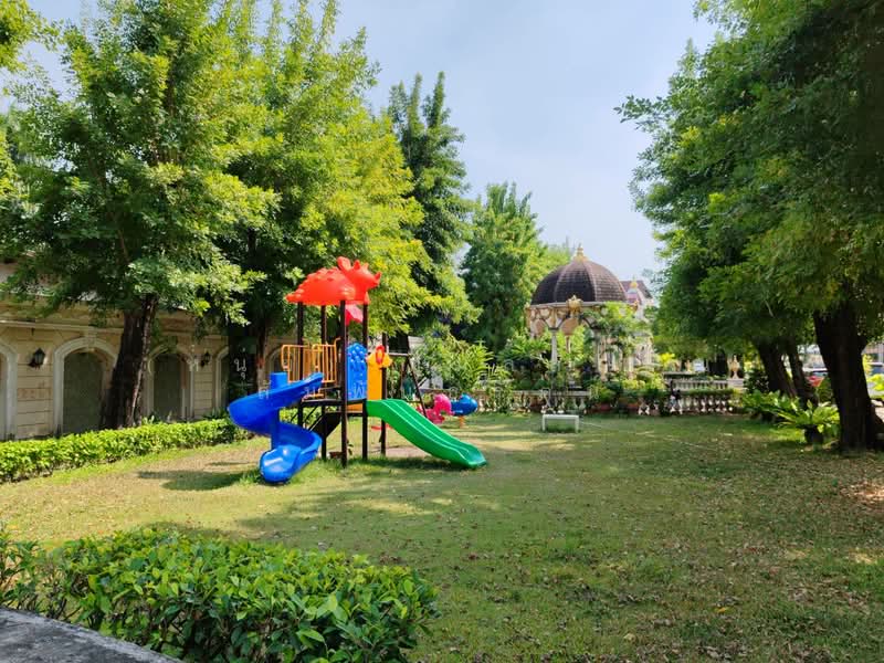 Baan Klang Muang The Royal Monaco Srinakarin-Pattanakarn, Bangkok, Rama 9 Road, Soi 43, Suan Luang, Bangkok, 3 Bedrooms, 200 sqm, Townhouse For Sale, by กมลลักษณ์ (หนุ่ย) สัมพันธรัตน์, 500420929 - DDproperty.com