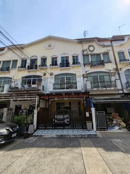 Baan Klang Muang The Royal Monaco Srinakarin-Pattanakarn, Bangkok, Rama 9 Road, Soi 43, Suan Luang, Bangkok, 3 Bedrooms, 200 sqm, Townhouse For Sale, by กมลลักษณ์ (หนุ่ย) สัมพันธรัตน์, 500420929 - DDproperty.com