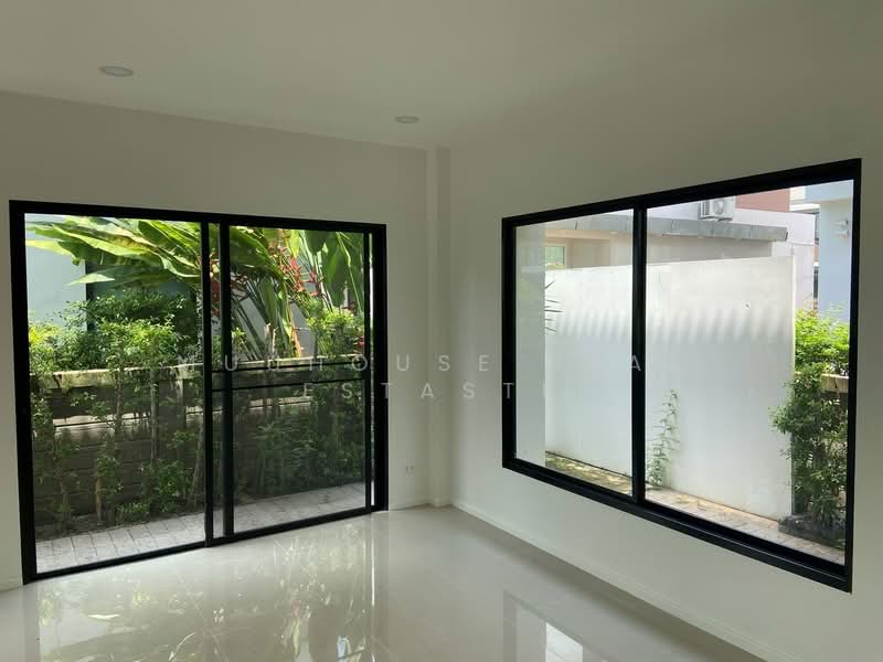 Casa Ville Ramintra Wongwaen 2, Bangkok, Along the Eastern Outer Ring Road Tha Rang, Tha Rang, Bang Khen, Bangkok, 4 Bedrooms, 398 sqm, Single Detached House For Sale, by Muuhouse real estaste, 500420930 - DDproperty.com