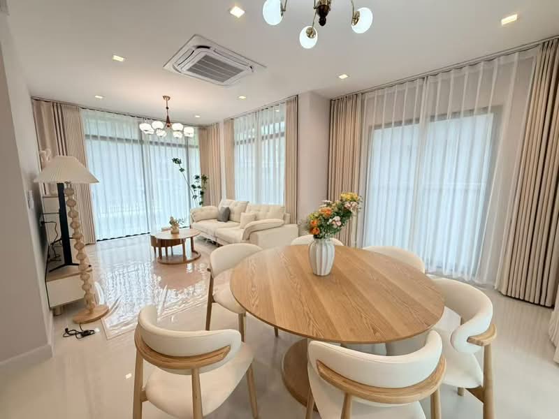 Bangkok Boulevard Bangna-Srinakarin, Samut Prakan, 168 95 Moo 2 Namdang-Bangplee Rd, Bang Kaeo, Bang Plee, Samut Prakan, 4 Bedrooms, 232 sqm, Villa For Rent, by Frank. Sun, 500420965 - DDproperty.com