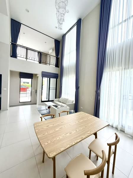 Estara Haven Pattanakan 20, Bangkok, Phatthanakan 20, Phatthanakan Road, Suan Luang, Bangkok, 3 Bedrooms, 230 sqm, Townhouse For Rent, by Frank. Sun, 500420975 - DDproperty.com