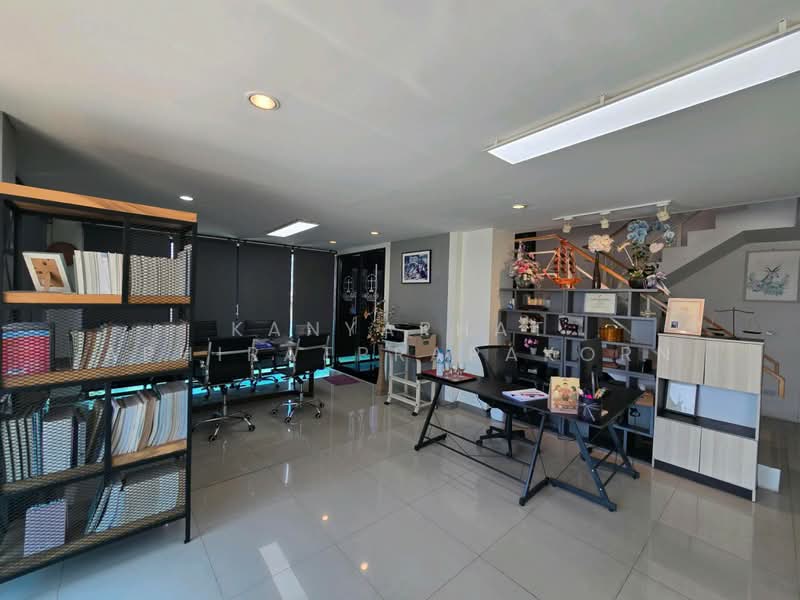 อาคาร 4 ชั้น, นนทบุรี, บางแม่นาง, บางใหญ่, นนทบุรี, 227 ตร.ม., ตึกแถว-อาคารพาณิชย์ ขาย, โดย Kanyaphat Aphiratprapakorn, 500420980 - DDproperty.com