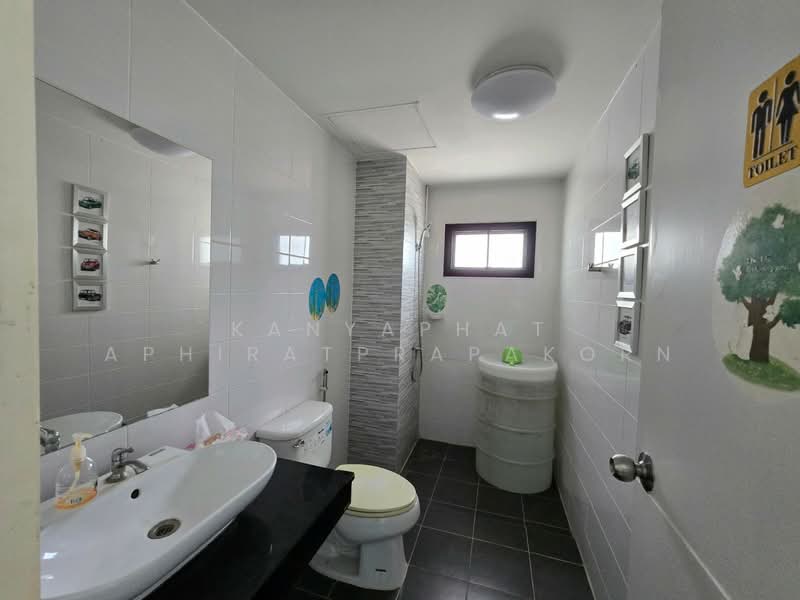 อาคาร 4 ชั้น, Nonthaburi, Bang Mae Nang, Bang Yai, Nonthaburi, , 227 sqm, Shophouse For Sale, by Kanyaphat Aphiratprapakorn, 500420980 - DDproperty.com