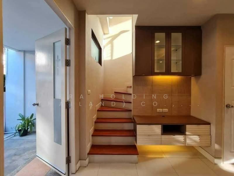3 ชั้น สุขุมวิท 62 BTS บางจาก, Bangkok, Bang Chak, Phra Khanong, Bangkok, 3 Bedrooms, 180 sqm, Townhouse For Rent, by ERA Holding (Thailand) Co., Ltd., 500420983 - DDproperty.com