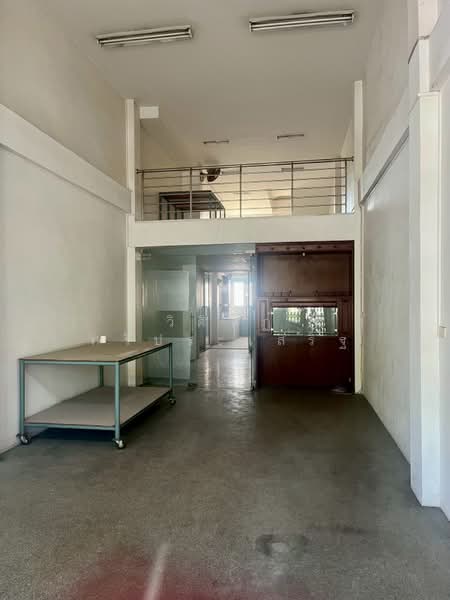 บ้านเลขที่ 525, กรุงเทพ, สมเด็จเจ้าพระยา, คลองสาน, กรุงเทพ, 330 ตร.ม., ตึกแถว-อาคารพาณิชย์ ขาย, โดย วิศิษฏ์ ศรีประเสริฐ, 500420994 - DDproperty.com