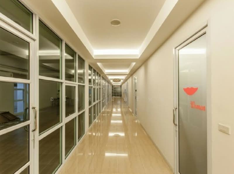ขายโรงแรม Gallery Lake View 7 ชั้น 174 ห้อง ติด ถนนรอบบึง (ขอนแก่น), Khon Kaen, Nai Muang, Muang Khon Kaen, Khon Kaen, , 7,295 sqm, Office Space For Sale, by อนันต์ อัมรินทร์, 500420998 - DDproperty.com