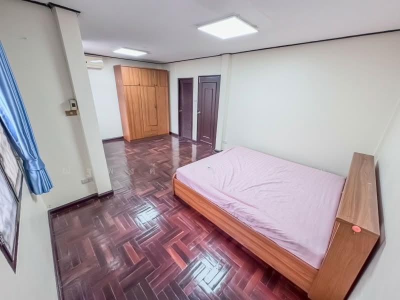 ไม่พบโครงการ, Bangkok, รัชดาภิเษก ประชาราษฎร์บำเพ็ญ9-22, Samsen Nok, Huai Khwang, Bangkok, 4 Bedrooms, 204 sqm, Townhouse For Rent, by ณัฐพงศ์ สุนทรอรุณ, 500421012 - DDproperty.com