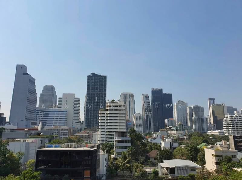 Noble Around Sukhumvit 33, Bangkok, 17 Soi Sukhumvit 33, Khlong Tan Nua, Watthana, Bangkok, 1 Bedroom, 30 sqm, Condo For Rent, by Vichai Annavakulthorn, 500421105 - DDproperty.com