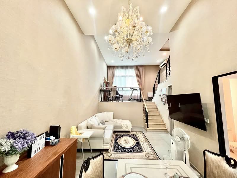 Arden Ladprao 71 : อาร์เด้น ลาดพร้าว 71, กรุงเทพ, ซอยสตรีวิทยา 2, ลาดพร้าว, กรุงเทพ, 185 ตร.ม., ทาวน์เฮ้าส์ ขาย, โดย Pemika Aukkaraleekul, 500421145 - DDproperty.com