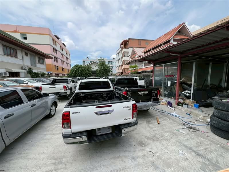 ที่ดินเปล่า 157 ตร.ว. ที่ดิน ใกล้มหาวิทยาลัยรัตนบัณฑิต(RBAC) ซอยลาดพร้าว107 แยก16, Bangkok, ถนนลาดพร้าว, Khlong Chan, Bang Kapi, Bangkok, , 628 sqm, Land For Sale, by คุณ มนต์ชัย ปานนพพา (เอ็กซ์), 500421162 - DDproperty.com