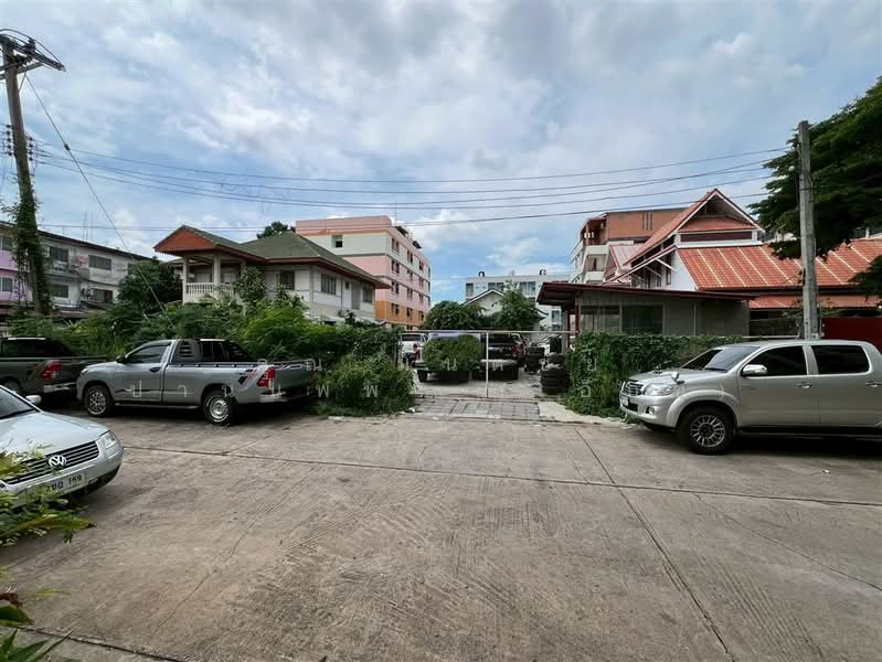 ที่ดินเปล่า 157 ตร.ว. ที่ดิน ใกล้มหาวิทยาลัยรัตนบัณฑิต(RBAC) ซอยลาดพร้าว107 แยก16, กรุงเทพ, ถนนลาดพร้าว, คลองจั่น, บางกะปิ, กรุงเทพ, 628 ตร.ม., ที่ดิน ขาย, โดย คุณ มนต์ชัย ปานนพพา (เอ็กซ์), 500421162 - DDproperty.com