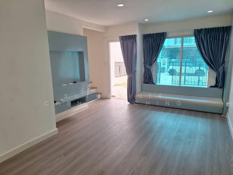 3-BR Townhouse, Bangkok, Min Buri, Bangkok, 3 Bedrooms, 120 sqm, Townhouse For Sale, by Suthasinee Chenchopching, 500421163 - DDproperty.com