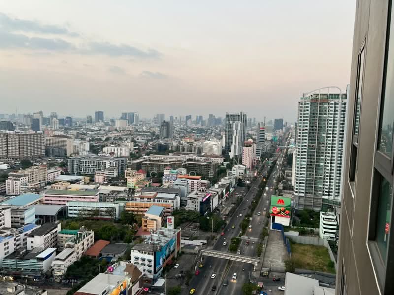 Centric Ratchada-Huai Khwang, Bangkok, Ratchadapisek Road, Huai Khwang, Bangkok, 1 Bedroom, 27 sqm, Condo For Sale, by Suthasinee Chenchopching, 500421168 - DDproperty.com