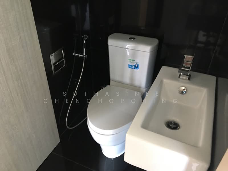Rhythm Sukhumvit 36-38, Bangkok, 55 Soi Sukhumvit 36, Sukhumvit Road, Phra Kanong, Khlong Toei, Bangkok, 1 Bedroom, 41 sqm, Condo For Sale, by Suthasinee Chenchopching, 500421190 - DDproperty.com
