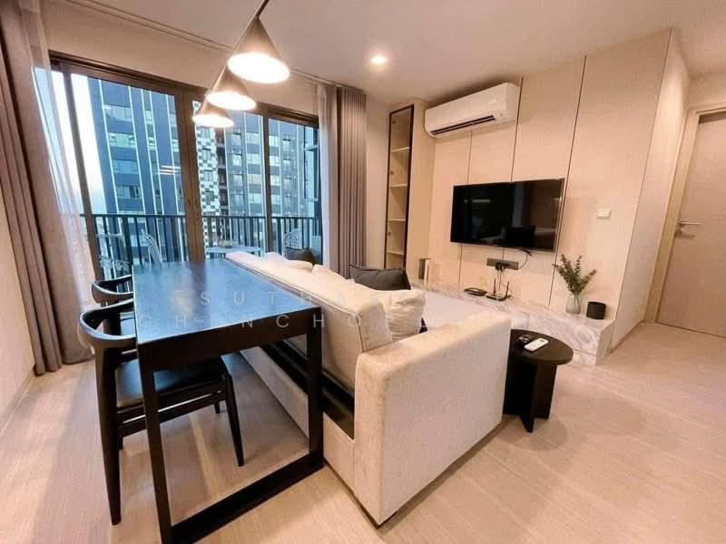 Life Ladprao, Bangkok, 992 Ladprao Road, Jom Phon, Chatuchak, Bangkok, 2 Bedrooms, 50 sqm, Condo For Sale, by Suthasinee Chenchopching, 500421208 - DDproperty.com