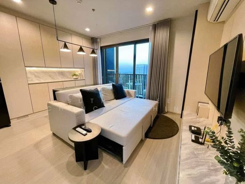 Life Ladprao, Bangkok, 992 Ladprao Road, Jom Phon, Chatuchak, Bangkok, 2 Bedrooms, 50 sqm, Condo For Sale, by Suthasinee Chenchopching, 500421208 - DDproperty.com