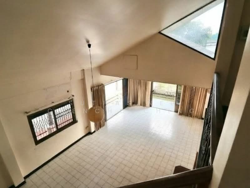 บ้าน 10-ห้องนอน, กรุงเทพ, นวมินทร์, บึงกุ่ม, กรุงเทพ, 300 ตร.ม., บ้านเดี่ยว ขาย, โดย Suthasinee Chenchopching, 500421221 - DDproperty.com