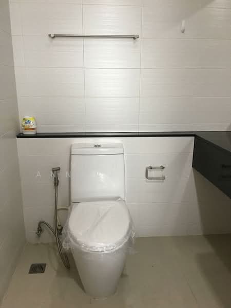 IDEO Ratchada-Huaikwang, Bangkok, 62 Pracharajbumpen Road, Huai Khwang, Bangkok, 2 Bedrooms, 60 sqm, Condo For Rent, by Vichai Annavakulthorn, 500421225 - DDproperty.com