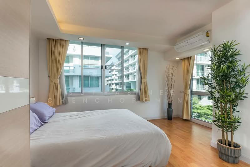 The Waterford Sukhumvit 50, Bangkok, 890 Soi Sukhumvit 50, Phra Kanong, Khlong Toei, Bangkok, 1 Bedroom, 50 sqm, Condo For Sale, by Suthasinee Chenchopching, 500421234 - DDproperty.com