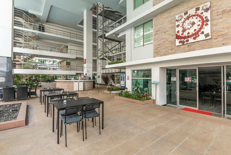 The Waterford Sukhumvit 50, Bangkok, 890 Soi Sukhumvit 50, Phra Kanong, Khlong Toei, Bangkok, 1 Bedroom, 50 sqm, Condo For Sale, by Suthasinee Chenchopching, 500421234 - DDproperty.com