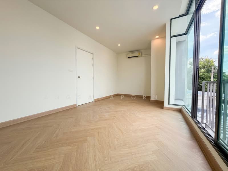 Pruksa Ville 65/1 Srisamarn, Nonthaburi, Pak Kret, Nonthaburi, 3 Bedrooms, 130 sqm, Townhouse For Sale, by Angsanaporn D, 500421248 - DDproperty.com