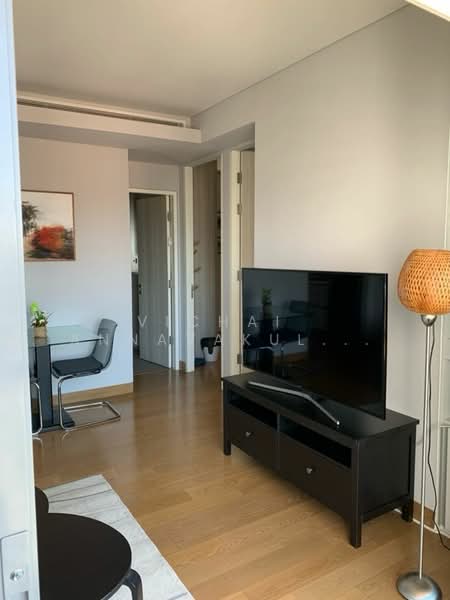 The Lumpini 24, Bangkok, Sukhumvit 24 Road, Khong Tan, Khlong Toei, Bangkok, 2 Bedrooms, 55 sqm, Condo For Rent, by Vichai Annavakulthorn, 500421277 - DDproperty.com