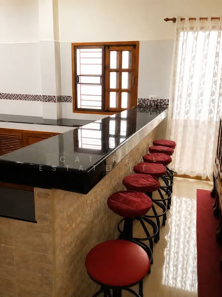 House Chiangmai, Chiang Mai, Chang Phuak, Muang Chiang Mai, Chiang Mai, 3 Bedrooms, 350 sqm, Single Detached House For Sale, by Cat Real Estate (Thailand) Co., Ltd., 500421285 - DDproperty.com