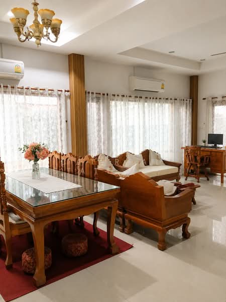 House Chiangmai, Chiang Mai, Chang Phuak, Muang Chiang Mai, Chiang Mai, 3 Bedrooms, 350 sqm, Single Detached House For Sale, by Cat Real Estate (Thailand) Co., Ltd., 500421285 - DDproperty.com