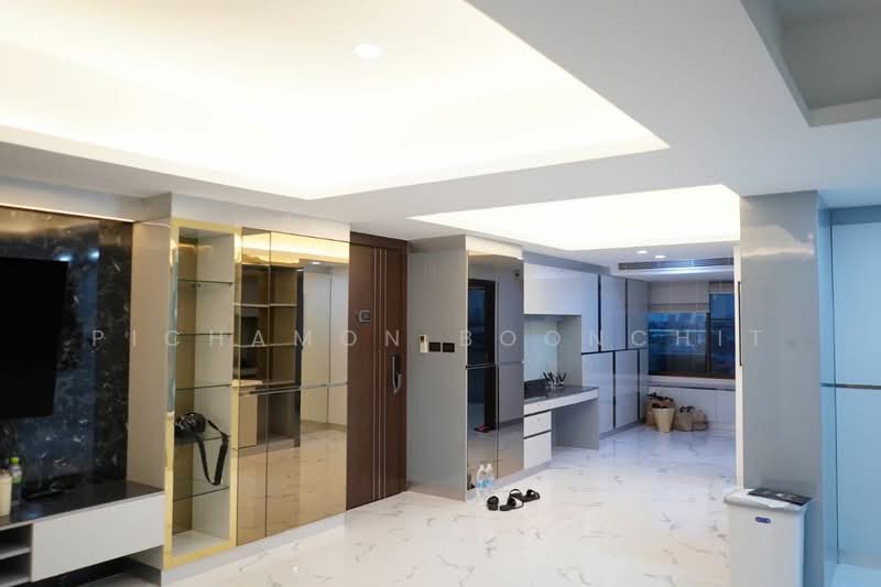 Vivid Tower condominium, Bangkok, Pattanakarn, Suan Luang, Bangkok, 2 Bedrooms, 122 sqm, Condo For Sale, by Pichamon Boonchit, 500421293 - DDproperty.com