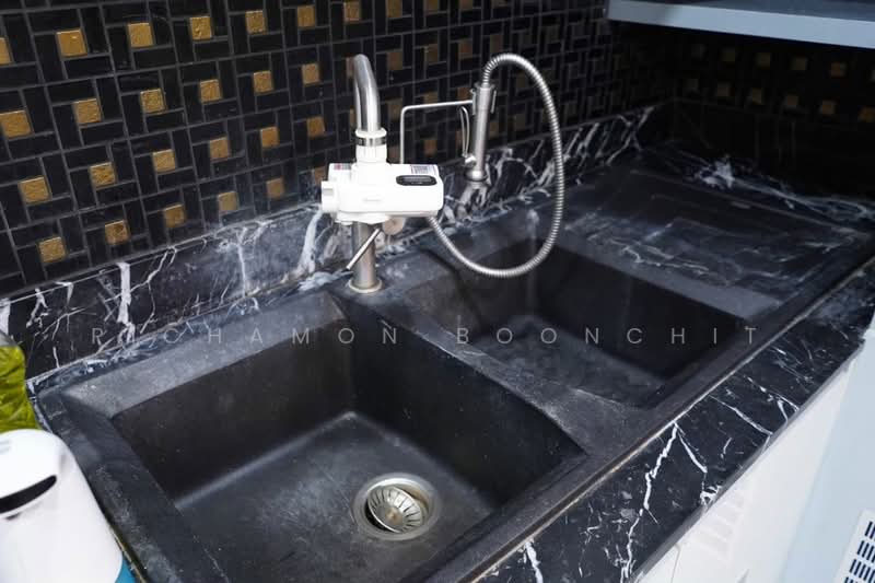 Vivid Tower condominium, Bangkok, Pattanakarn, Suan Luang, Bangkok, 2 Bedrooms, 122 sqm, Condo For Sale, by Pichamon Boonchit, 500421293 - DDproperty.com