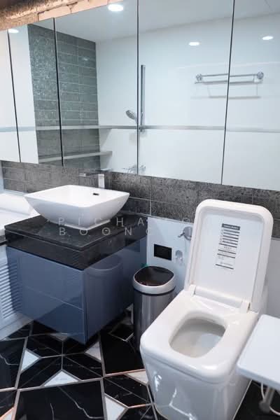 Vivid Tower condominium, Bangkok, Pattanakarn, Suan Luang, Bangkok, 2 Bedrooms, 122 sqm, Condo For Sale, by Pichamon Boonchit, 500421293 - DDproperty.com