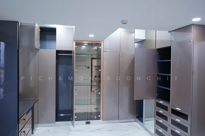 Vivid Tower condominium, Bangkok, Pattanakarn, Suan Luang, Bangkok, 2 Bedrooms, 122 sqm, Condo For Sale, by Pichamon Boonchit, 500421293 - DDproperty.com