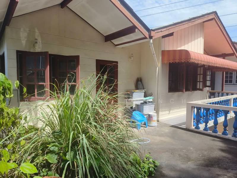 4-BR House, Bangkok, Chim Plee, Taling Chan, Bangkok, 4 Bedrooms, 250 sqm, Single Detached House For Sale, by Pichamon Boonchit, 500421325 - DDproperty.com