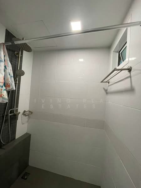 JW Condo @ Don Mueang, Bangkok, Songprapa, Si Khan, Don Mueang, Bangkok, 1 Bedroom, 33 sqm, Condo For Rent, by Living Real Estates, 500421349 - DDproperty.com