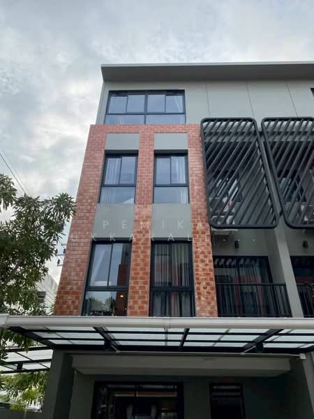 undefined, Bangkok, Lat Phrao, Bangkok, 3 Bedrooms, 104 sqm, Townhouse For Sale, by Pemika Aukkaraleekul, 500421358 - DDproperty.com