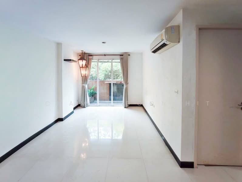 Voque Sukhumvit 16, Bangkok, Soi Sukhumvit 16, Khlong Toei, Bangkok, 1 Bedroom, 48 sqm, Condo For Sale, by Pichamon Boonchit, 500421387 - DDproperty.com