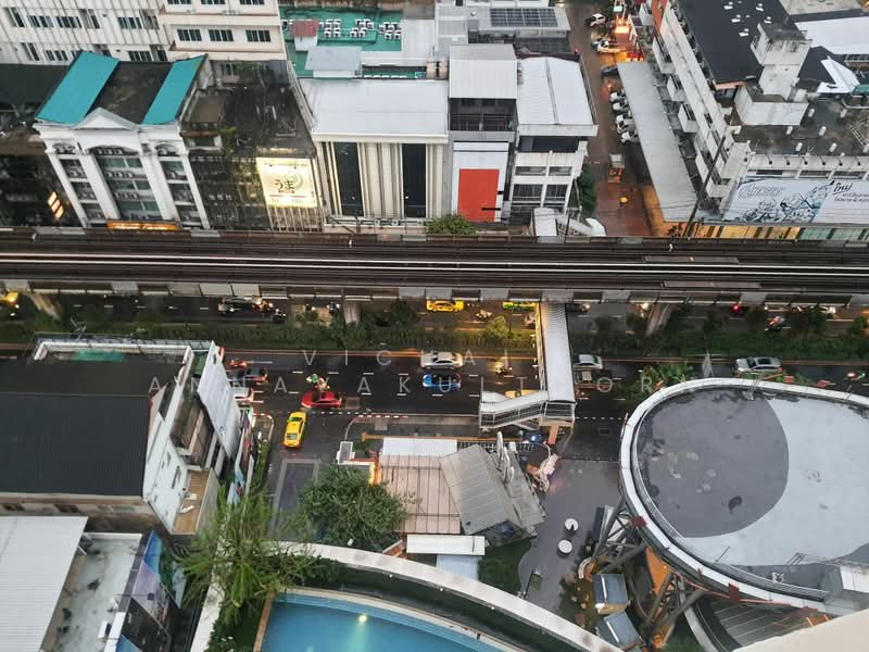 Sky Walk Residences, Bangkok, 1599 Sukhumvit Road, Phra Kanong Nua, Watthana, Bangkok, 1 Bedroom, 54 sqm, Condo For Rent, by Vichai Annavakulthorn, 500421389 - DDproperty.com