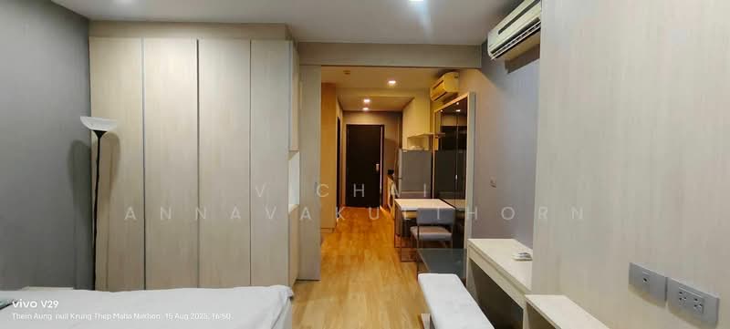 Sky Walk Residences, Bangkok, 1599 Sukhumvit Road, Phra Kanong Nua, Watthana, Bangkok, 1 Bedroom, 40 sqm, Condo For Rent, by Vichai Annavakulthorn, 500421422 - DDproperty.com