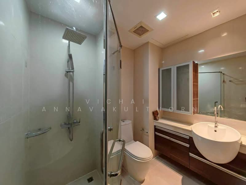 Sky Walk Residences, Bangkok, 1599 Sukhumvit Road, Phra Kanong Nua, Watthana, Bangkok, 1 Bedroom, 40 sqm, Condo For Rent, by Vichai Annavakulthorn, 500421422 - DDproperty.com