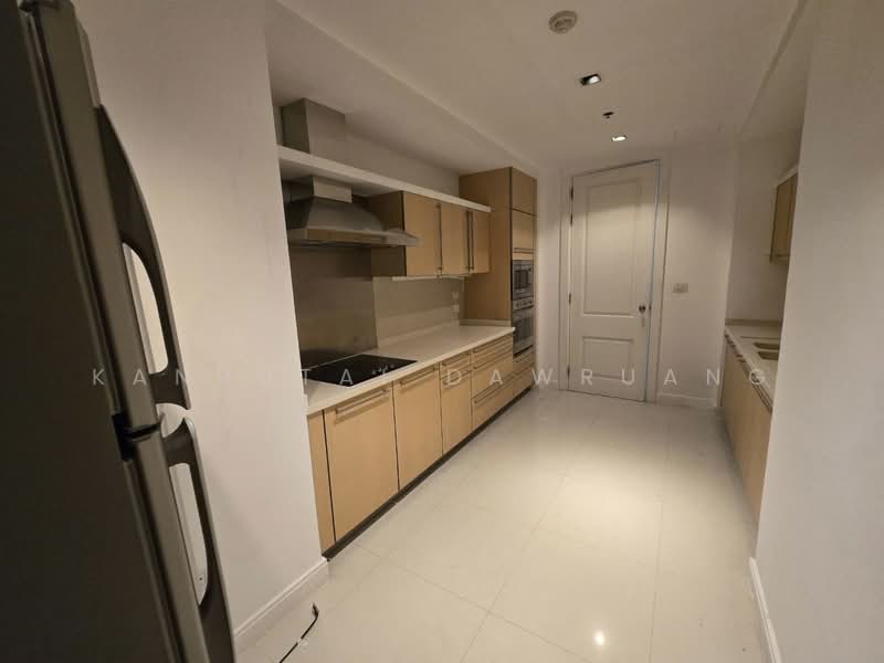 Athenee Residence, Bangkok, 65 Witthayu Road, Lumphini, Pathum Wan, Bangkok, 3 Bedrooms, 178 sqm, Condo For Rent, by Kanrutai Dawruang, 500421532 - DDproperty.com