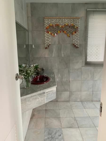 Kiarti Thanee City Mansion, Bangkok, Soi Sukhumvit 31, Khlongtoei Nua, Watthana, Bangkok, 3 Bedrooms, 195 sqm, Condo For Rent, by Vichai Annavakulthorn, 500421589 - DDproperty.com