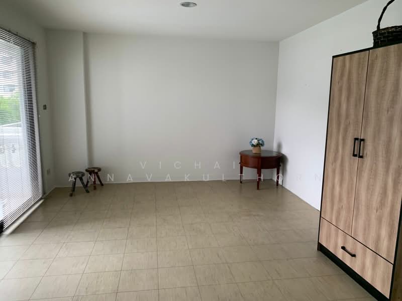 Kiarti Thanee City Mansion, Bangkok, Soi Sukhumvit 31, Khlongtoei Nua, Watthana, Bangkok, 3 Bedrooms, 195 sqm, Condo For Rent, by Vichai Annavakulthorn, 500421589 - DDproperty.com
