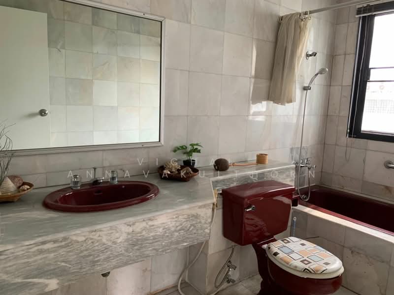 Kiarti Thanee City Mansion, Bangkok, Soi Sukhumvit 31, Khlongtoei Nua, Watthana, Bangkok, 3 Bedrooms, 195 sqm, Condo For Rent, by Vichai Annavakulthorn, 500421589 - DDproperty.com