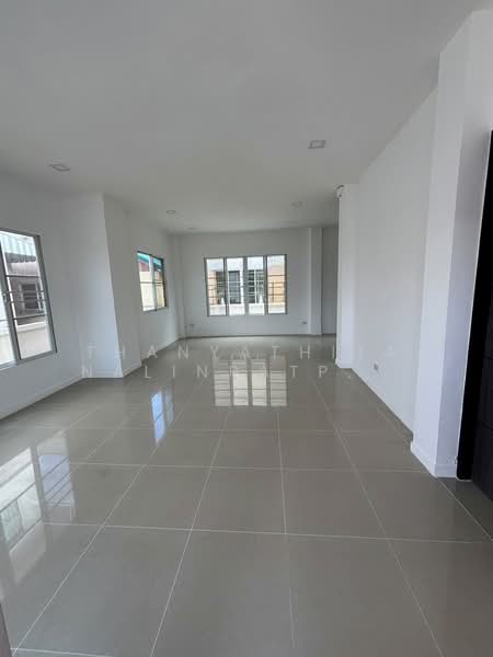 Image Place Phutthamonthon Sai 4, Nakhon Pathom, Soi Mooban Image Place, Krathum Lom, Sam Phran, Nakhon Pathom, 3 Bedrooms, 173 sqm, Single Detached House For Sale, by Thanyathita Nalinratphokin, 500421600 - DDproperty.com