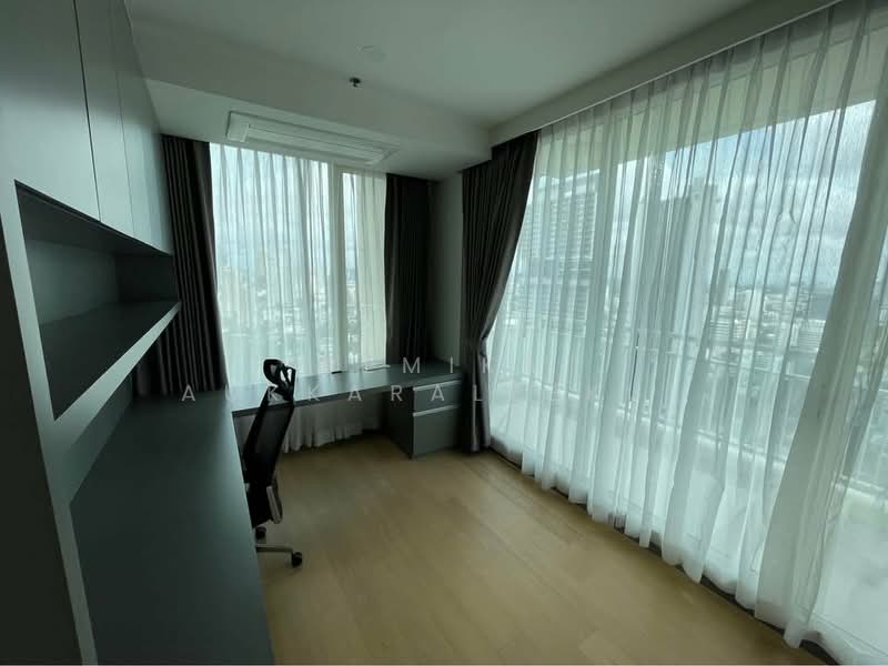The Empire Place : ดิ เอ็มไพร์ เพลซ, กรุงเทพ, 88 ถนนนราธิวาสราชนครินทร์, ทุ่งมหาเมฆ, สาทร, กรุงเทพ, 183 ตร.ม., คอนโด ขาย, โดย Pemika Aukkaraleekul, 500421602 - DDproperty.com