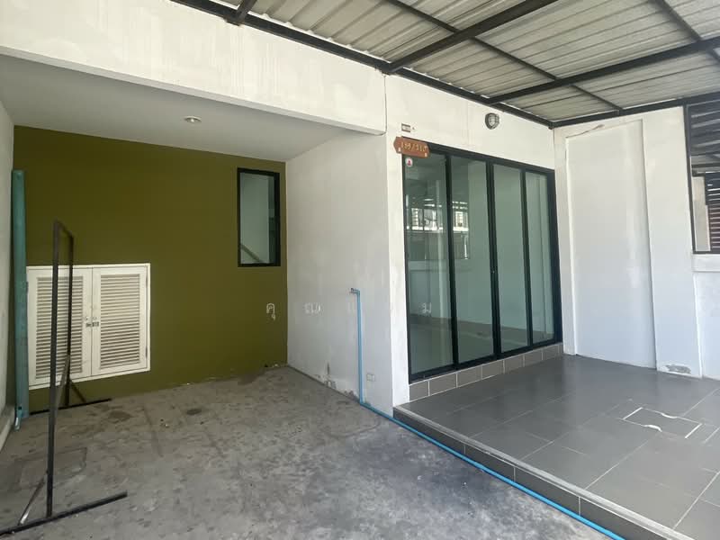 ธดารัล ทาวน์โฮม, Chon Buri (Pattaya), สายบ่อวิน–พันเสด็จใน, Bo Win, Si Racha, Chon Buri (Pattaya), 3 Bedrooms, 86 sqm, Townhouse For Rent, by คุณแจม, 500421606 - DDproperty.com