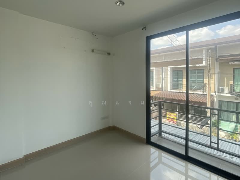 ธดารัล ทาวน์โฮม, Chon Buri (Pattaya), สายบ่อวิน–พันเสด็จใน, Bo Win, Si Racha, Chon Buri (Pattaya), 3 Bedrooms, 86 sqm, Townhouse For Rent, by คุณแจม, 500421606 - DDproperty.com