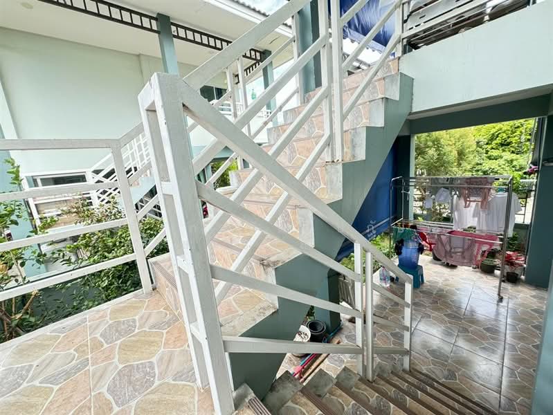รติรัตน์ 3 ลาดปลาดุก-คลองตาชม ( Ratirat 3 Lad Pla Catuk - Klong Ta Chom ), นนทบุรี, ถนนเลียบคลองตาชม-วัดลาดปลาดุก, ทวีวัฒนา, ไทรน้อย, นนทบุรี, 126 ตร.ม., บ้านแฝด ขาย, โดย คุณ ภรนันท์ปภัษฬ์ สวัสดิยกุล (ปู), 500421617 - DDproperty.com